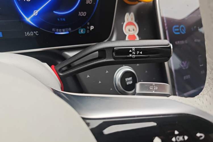 Used Mercedes-Benz EQE 2022 350 First Edition Special Version Gear Lever