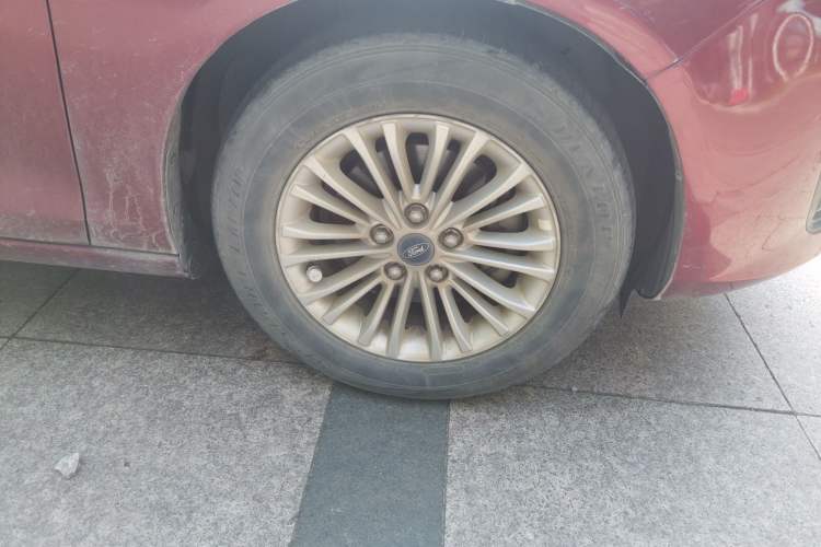 Used Ford Escort 2015 1.5L Manual Comfort Model