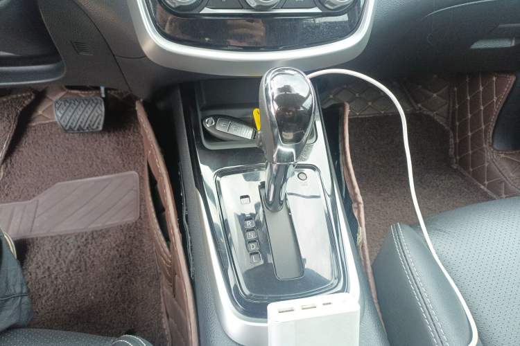 Used Nissan Tiida 2021 1.6L CVT Smart Drive Edition Gear Lever