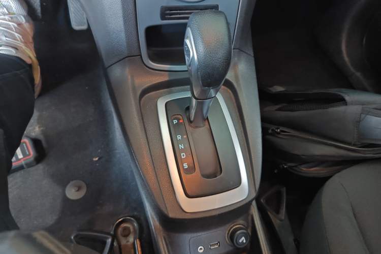 Used Ford Fiesta 2013 Hatchback 1.5L Automatic Fashion Edition