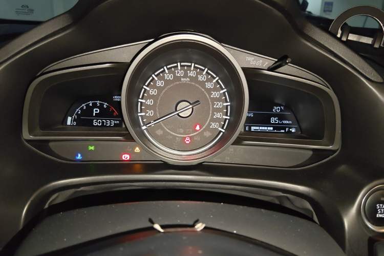 Used Mazda 3 Axela 2017 Sedan 1.5L Automatic Luxury Model Emission Standard China V
