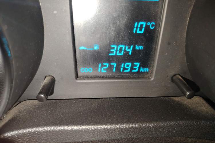 Used Changan CS35 2015 1.6L Manual Luxury Model China IV Standard
