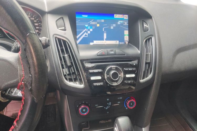 Used Ford Focus 2017 Hatchback 1.6L Automatic Comfort Plus SmartDrive Edition Audio And AC Panel