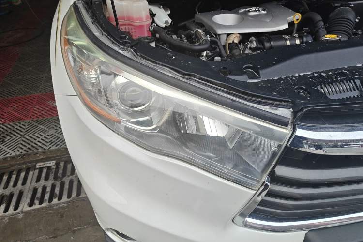 Used Toyota Highlander 2015 2.0T Four-Wheel Drive Luxury Edition 7-Seater