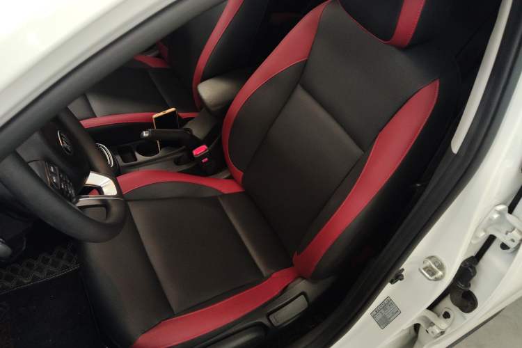 Used Kia KX Cross 2017 1.4L AT GLS