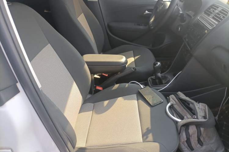 Used Volkswagen Polo 2016 1.4L Manual Fashion Model
