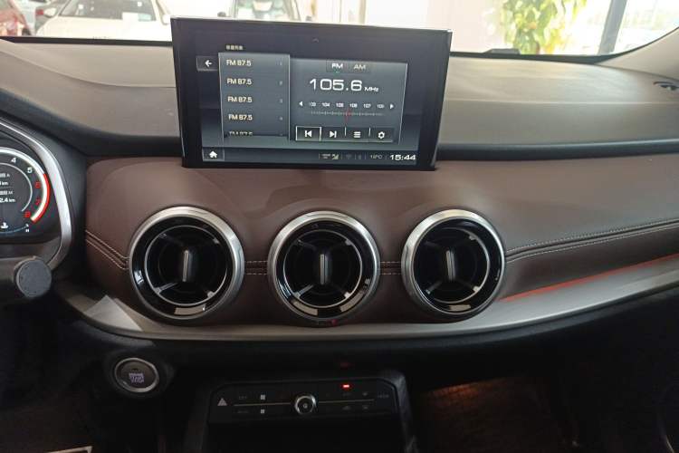 Used Wey VV6 2018 2.0T Two-Wheel Drive Flagship Version China V Standard