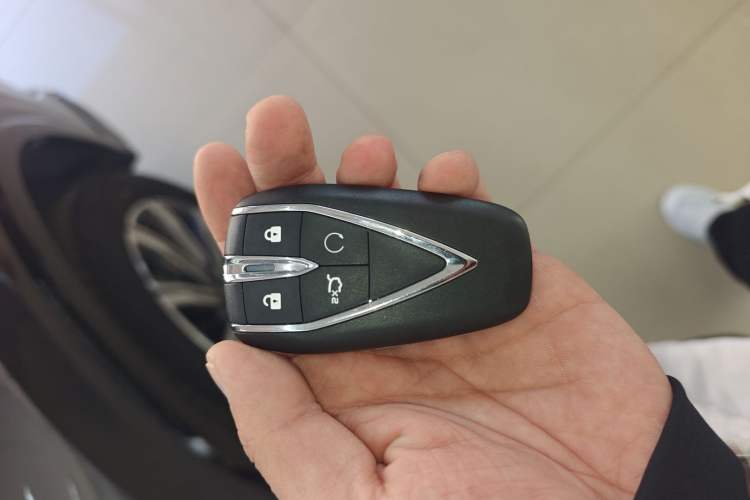 Used Changan CS75 PLUS 2026 Model, Smart Champion Edition 1.5T New Blue Whale Smart Navigation Version
