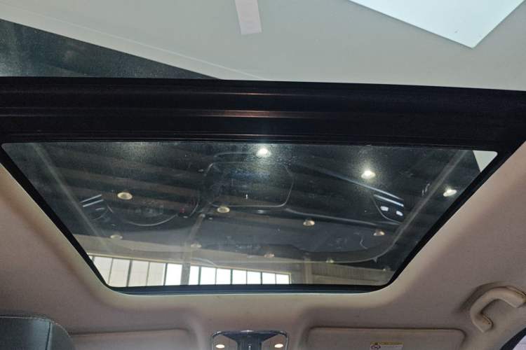 Used JETOUR X90 2019 1.6T DCT Zhaolü Edition 5 Seats China VI Standard Headliner