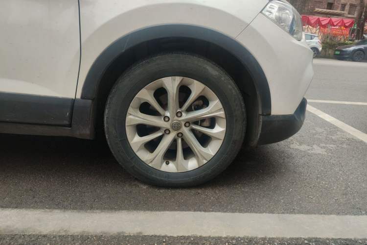 Used Brilliance V3 2016 1.5L Manual Comfort Model