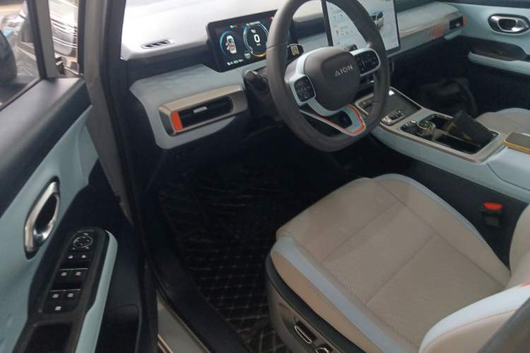 Used AION Y 2021 70 Enjoyment Tech Edition
