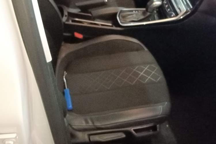 Used Peugeot 308 2016 1.6L Automatic Luxury Edition
