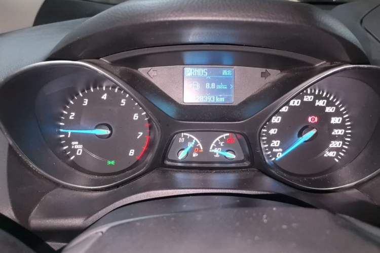 Used Ford Kuga 2013 1.6L GTDi Two-Wheel-Drive Trend Model
