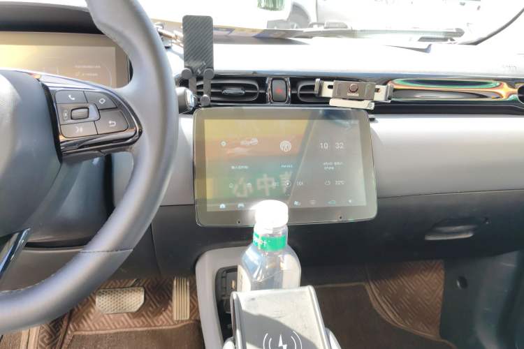 Used Leapmotor T03 2021 400 Luxury Edition Audio And AC Panel