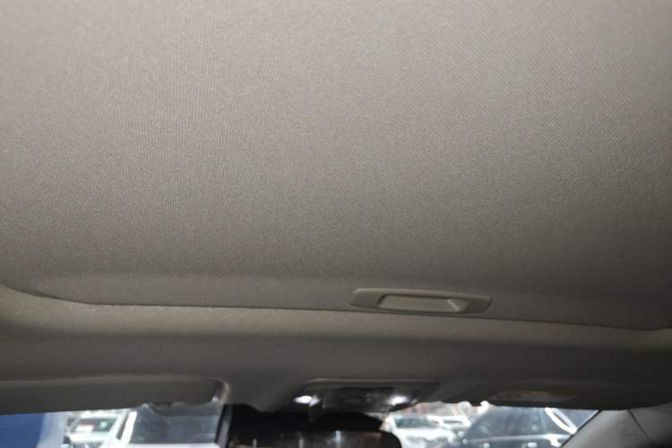 Used Toyota bZ3 2023 517 km Elite PRO Headliner