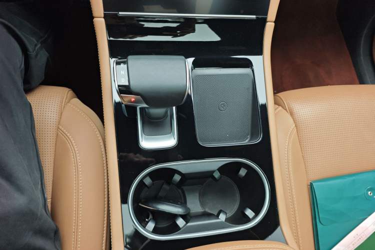 Used Li Auto ONE 2021 Extended-Range 6-Seater Version Gear Lever