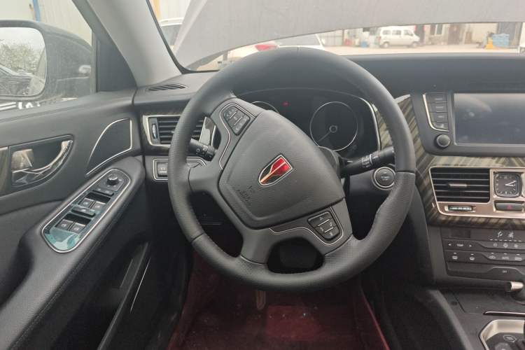 Used Hongqi H7 2021 1.8T Executive Edition Steering Wheel