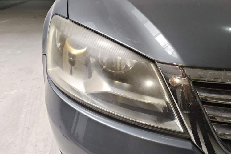 Used Volkswagen Passat 2011 2.0L Manual Luxury Version