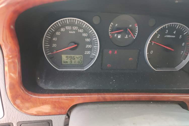 Used Foton MP-X E 2014 2.4L Wealth Express Comfort Version Basic Edition with 4G64