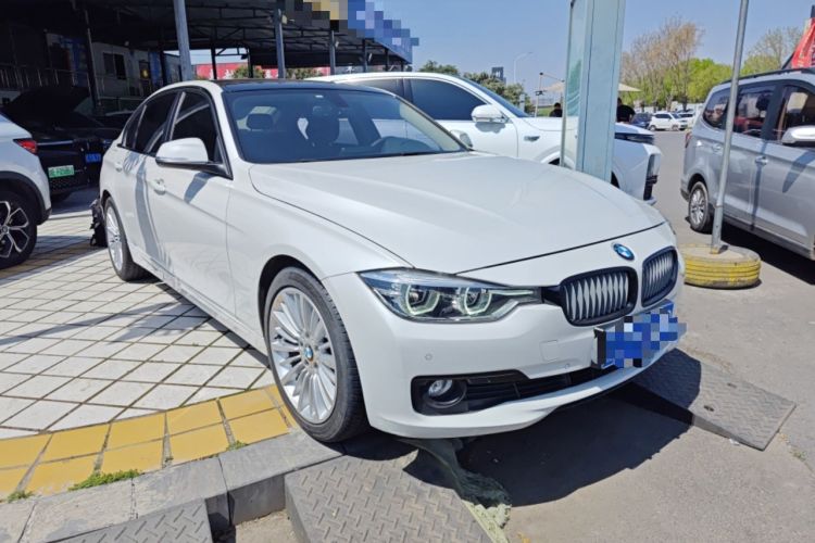 Used BMW 3 Series 2018 320Li Fashion Model Front Right 45 Deg