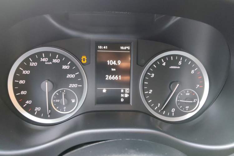 Used Mercedes-Benz Vito 2021 2.0T Elite Version 7 Seats