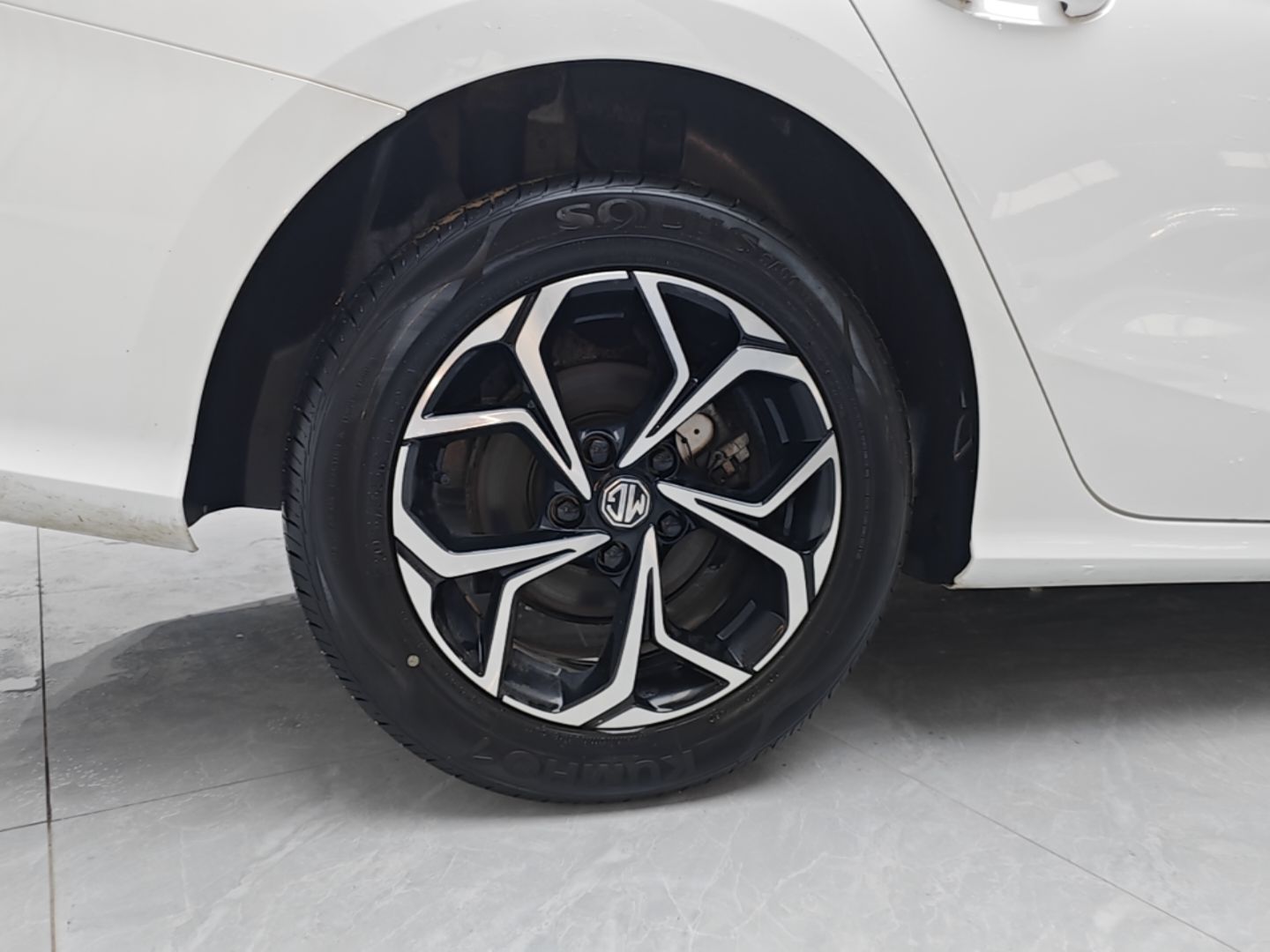 MG 5 2023 180 DVVT CVT Luxury Edition — снимка 11
