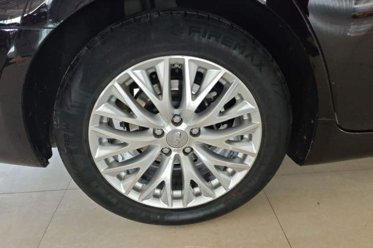 Used Infiniti Q70 2019 Q70L 2.0T Elite Plus Version