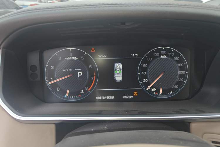 Used Land Rover Range 2015 3.0 SC V6 Vogue Instrument Cluster