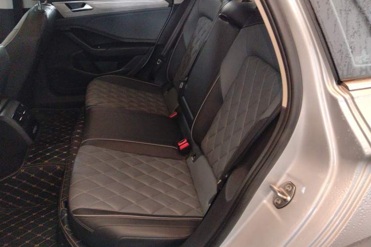 Used Volkswagen Sagitar 2023 300TSI DSG Excellence Edition Left Rear Seat