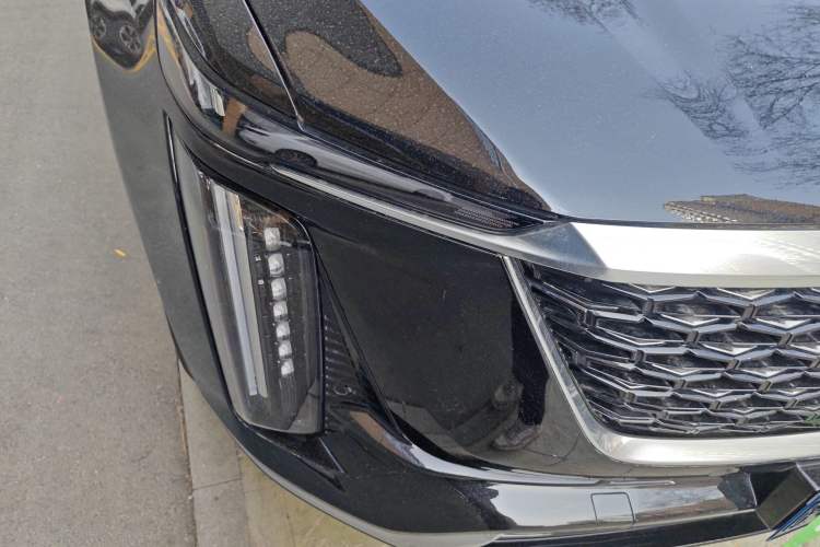 Used Cadillac XT5 2025 Model 2.0T Metropolitan Edition
