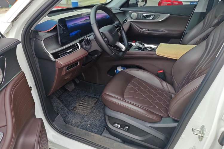 Used Chery Tiggo 8 PLUS 2024 Champion Edition 390TGDI DCT Bold Version 7-Seater