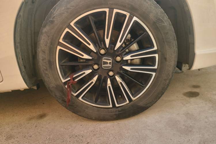 Used Honda Fit 2021 1.5L CVT Trend Edition Right Front Wheel Hub