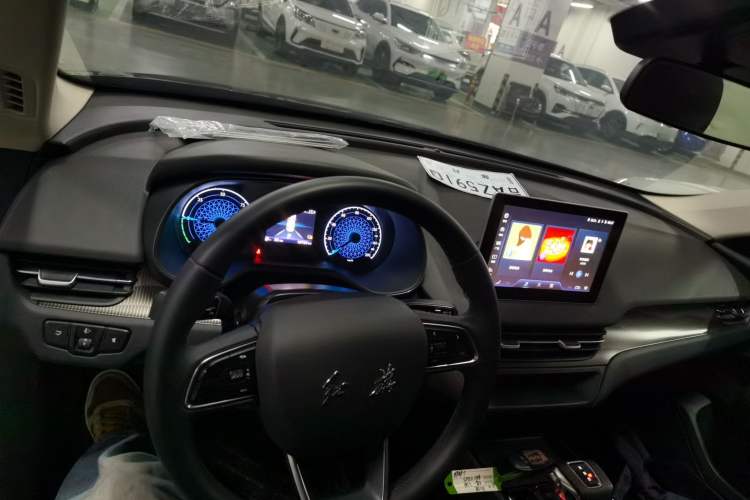 Used Hongqi E-QM5 2021 Charging Version Flagship Edition
