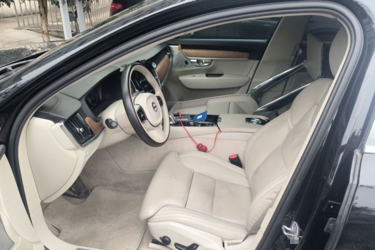 Used Volvo S90 New Energy 2019 T8 E-Drive Hybrid Honor Edition 3 Seats China V Standard