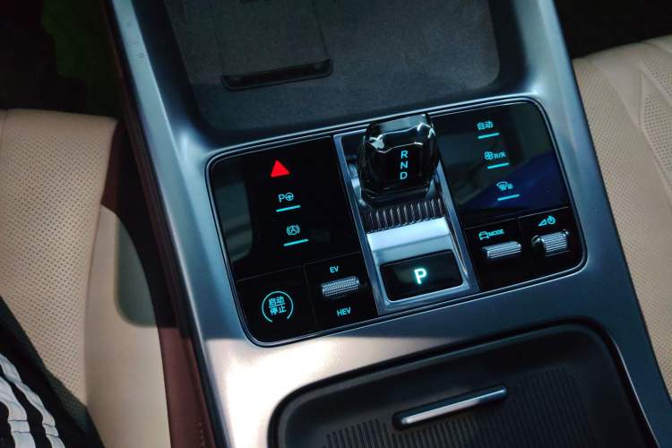 Used BYD Seal 2023 DM-i 1.5L 121km Prestige Model