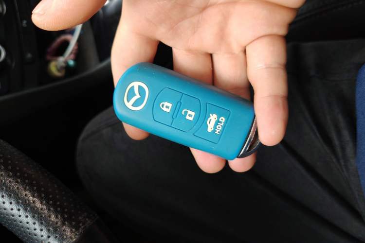 Used Mazda Atenza 2014 2.5L Blue Sky Prestige Edition