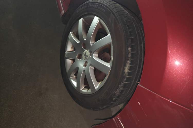 Used Peugeot 308 2012 1.6L Automatic Fashion Edition Right Front Wheel Hub