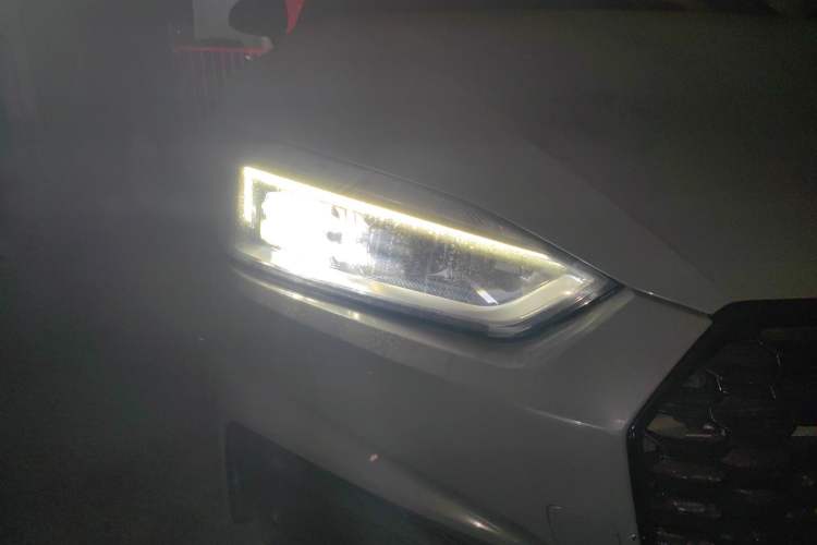 Used Audi A5 2017 Sportback 45 TFSI Fashion Model Right Front Headlight