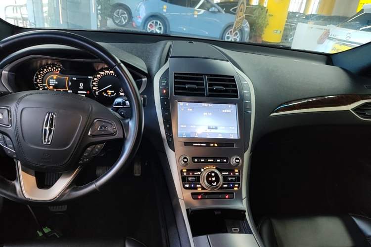 Used Lincoln MKZ 2020 2.0T Deluxe Edition