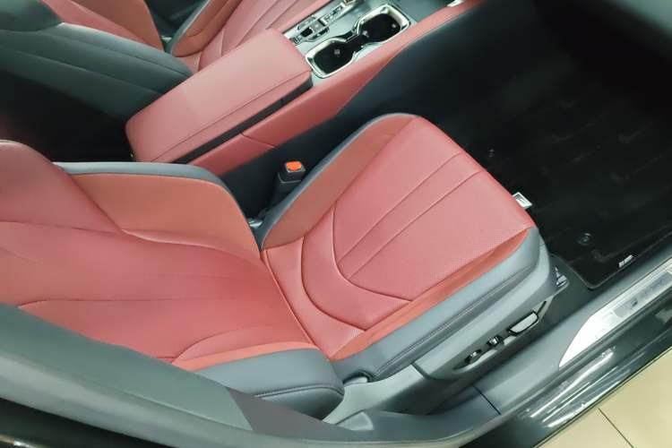 Used Lexus RX 2023 500h Four-Wheel Drive F SPORT Performance
