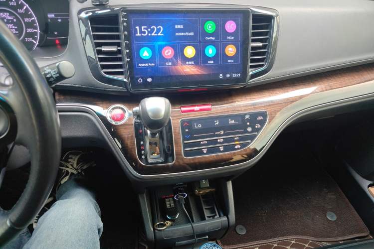 Used Honda Odyssey 2015 Updated Version 2.4L Smart Edition Audio And AC Panel