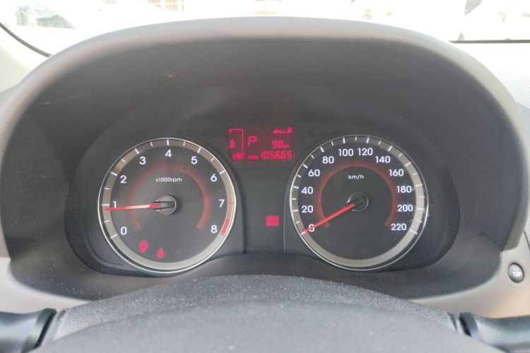 Used Hyundai Verna Ray 2014 1.4L Automatic GLX Instrument Cluster