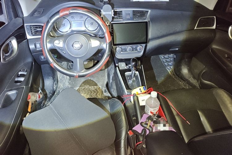 Used Nissan Sylphy 2016 1.6 XL CVT Deluxe Edition Center Console