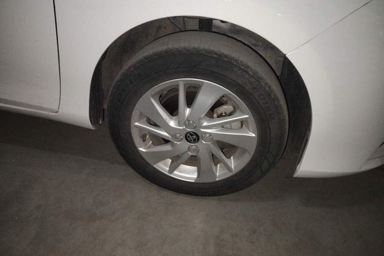 Used Toyota YARiS L Zhi Xiang 2019 1.5G CVT Xuan Dong Sunroof Version China VI Standard Right Front Wheel Hub