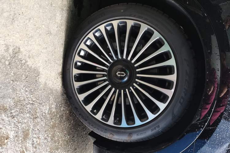 Used Hima AITO M9 2024 Range-Extended Max Edition 52 kWh 5-Seater Version