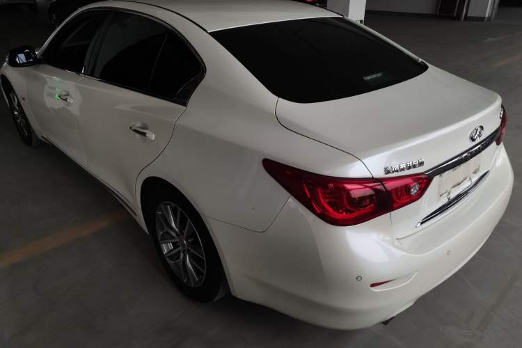 Used Infiniti Q50L 2016 2.0T Enjoyment Edition Rear Left 45 Deg