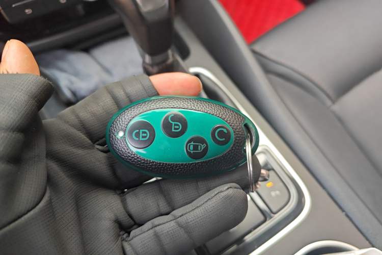 Used BYD Song MAX 2018 1.5T Automatic Smart Connect Luxury 6-Seater