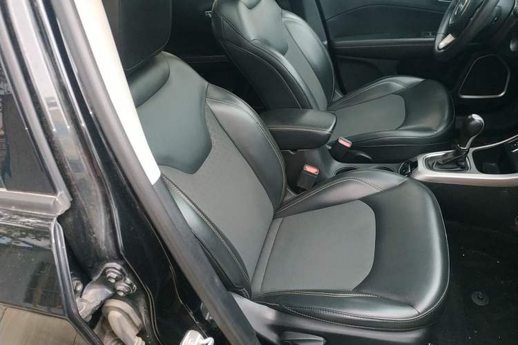 Used Jeep Compass 2017 200T Automatic Enjoyment Version