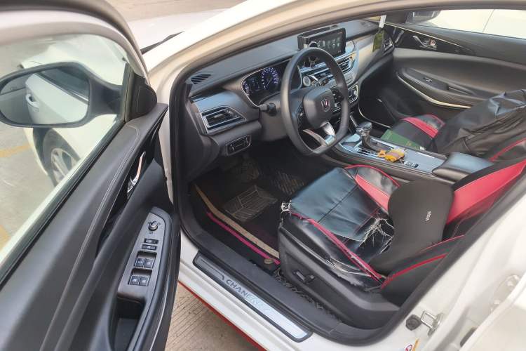 Used CHANGAN Ruicheng CC 2021 Blue Whale Edition 1.5T DCT Luxury Model
