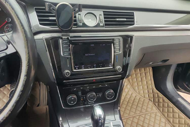 Used Volkswagen Passat 2016 330TSI DSG Prestige Edition
